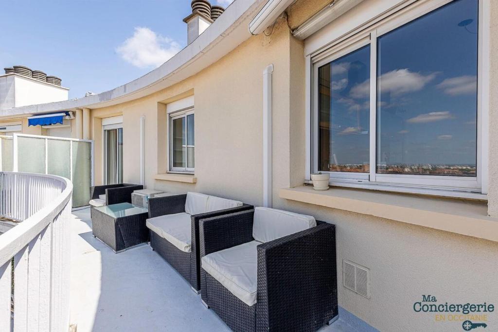 Montaudran Place Dupuy - Vue panoramique -Métro - 8