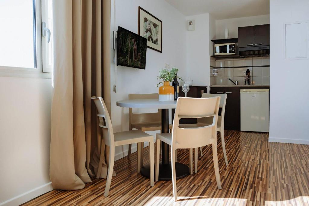 Clarion Aparthotel Toulouse Le Parc de l'Escale - 31