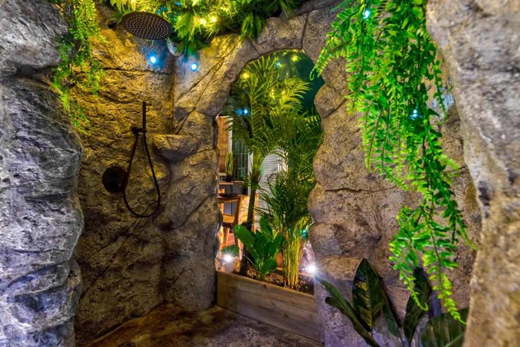 Jungle Love Room - 8