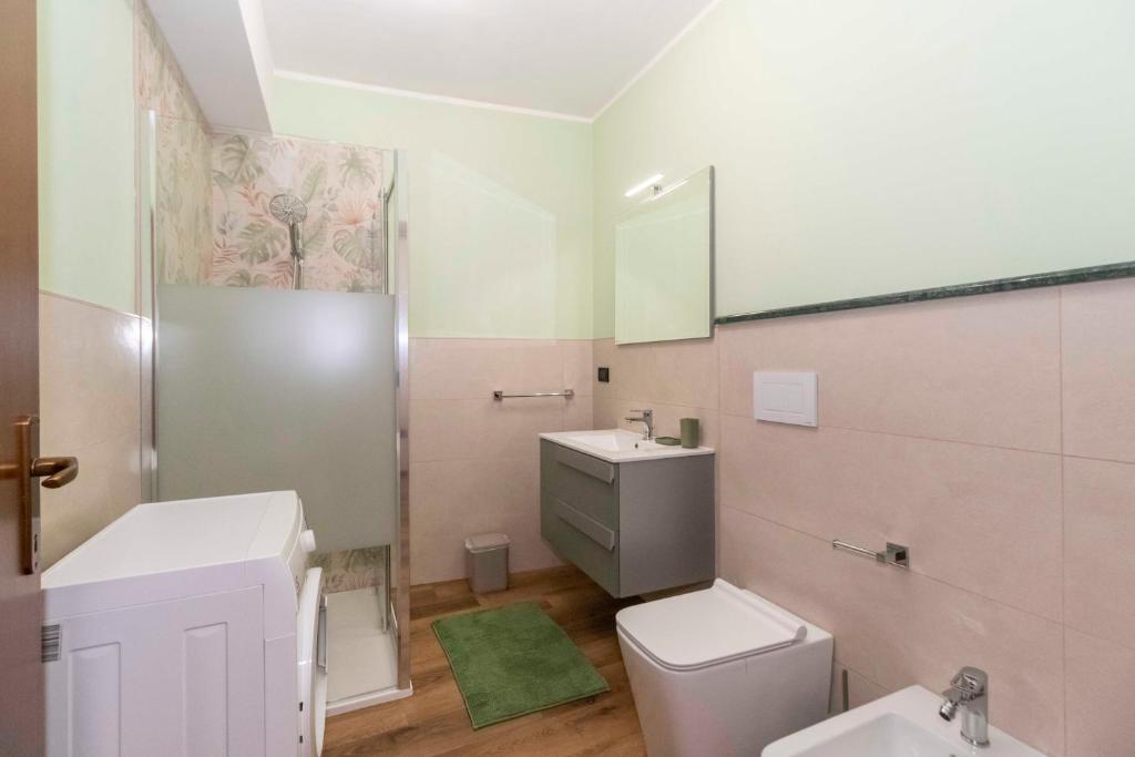 GuestHost - Torino Comfy Apt - 13