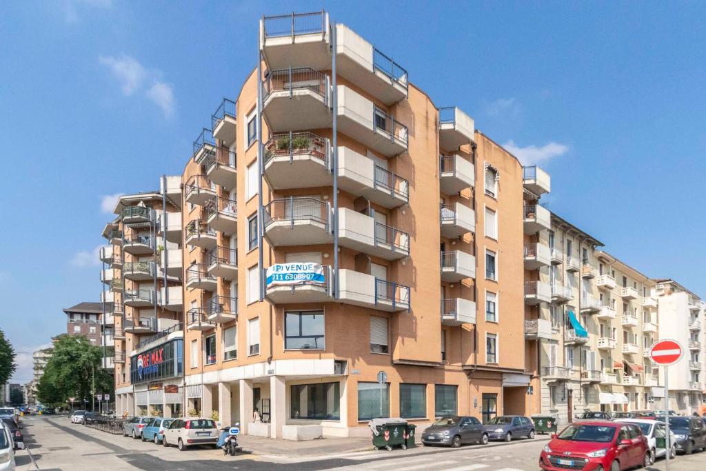 GuestHost - Torino Comfy Apt - 6