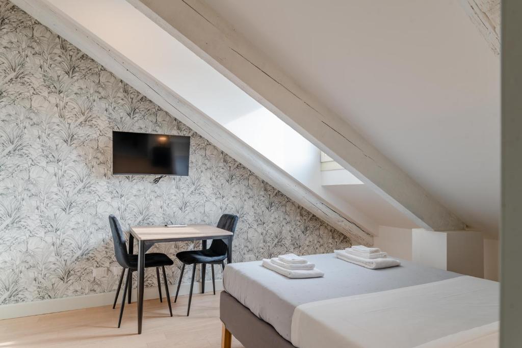 Suites Mozart & Chopin by Toh Solution - 32