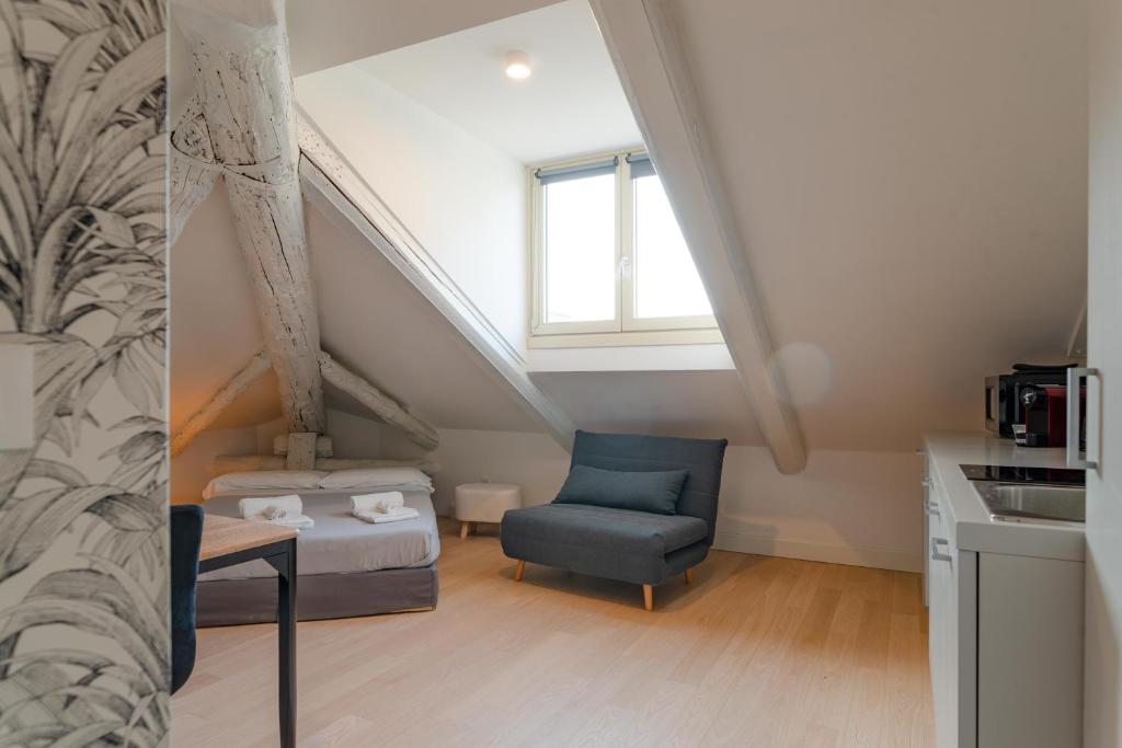 Suites Mozart & Chopin by Toh Solution - 6