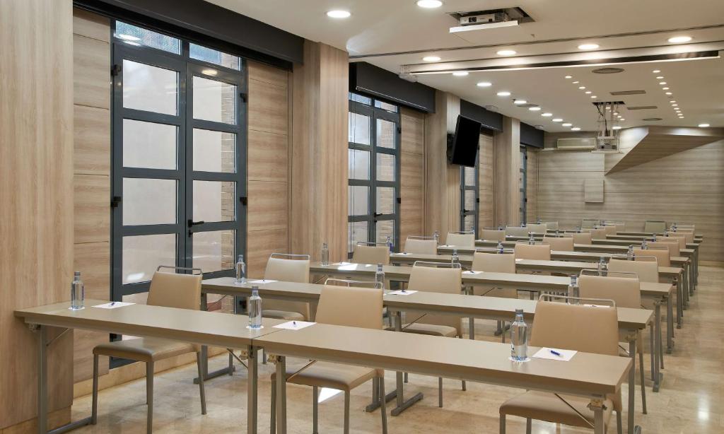 NH Valencia Las Artes - 38