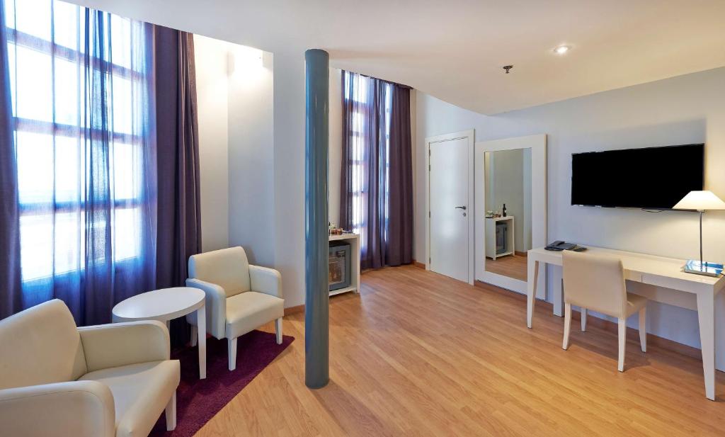 NH Valencia Las Artes - 19