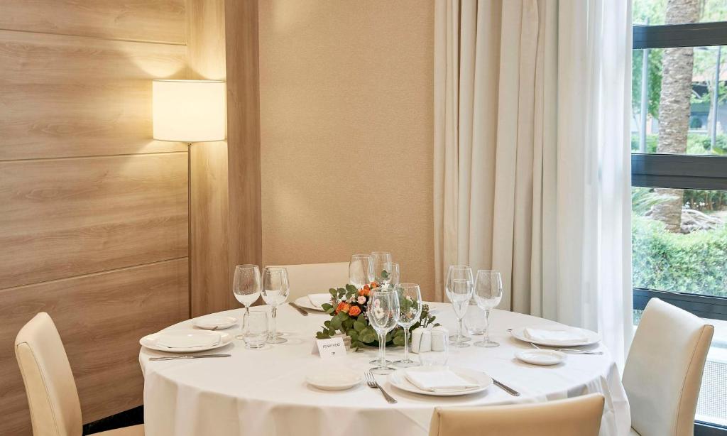 NH Valencia Las Artes - 29