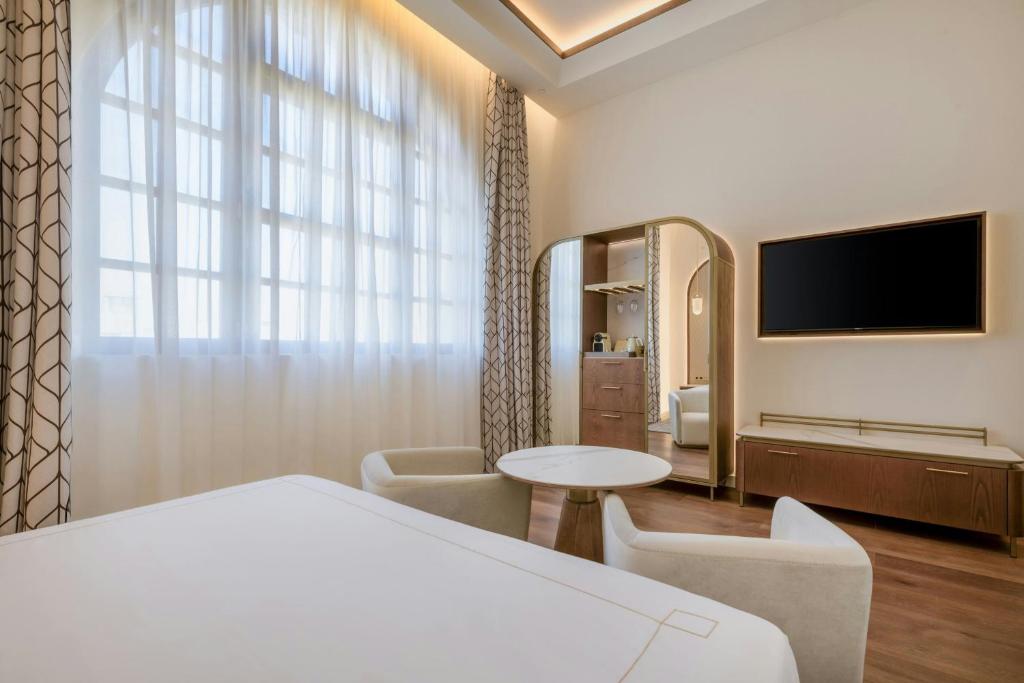 Grand Hotel Centenari, Valencia, Autograph Collection - 24