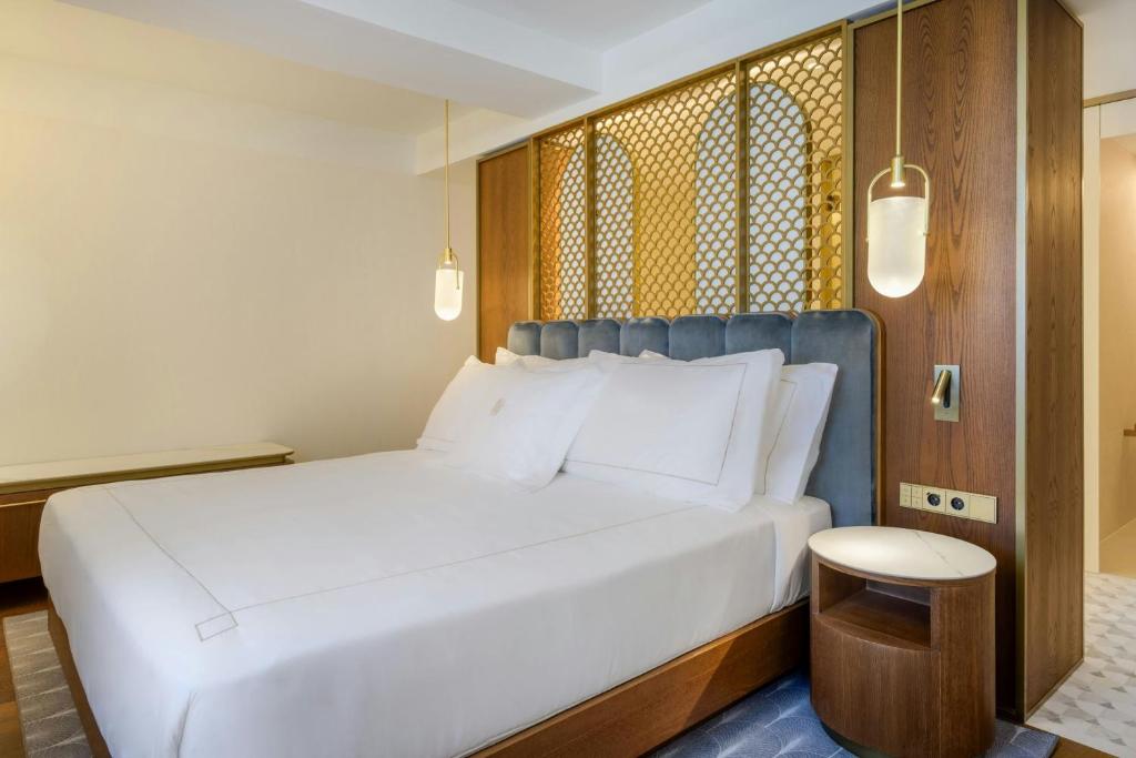 Grand Hotel Centenari, Valencia, Autograph Collection - 11