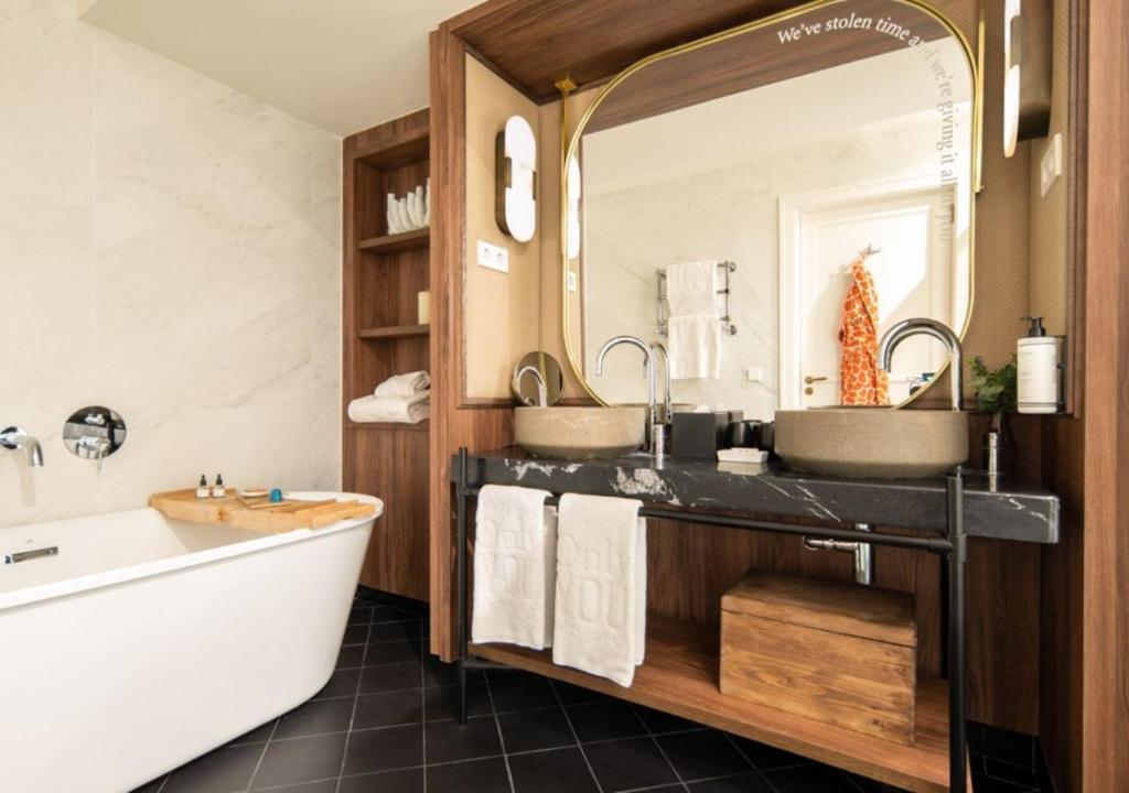 Only YOU Hotel Valencia - 32