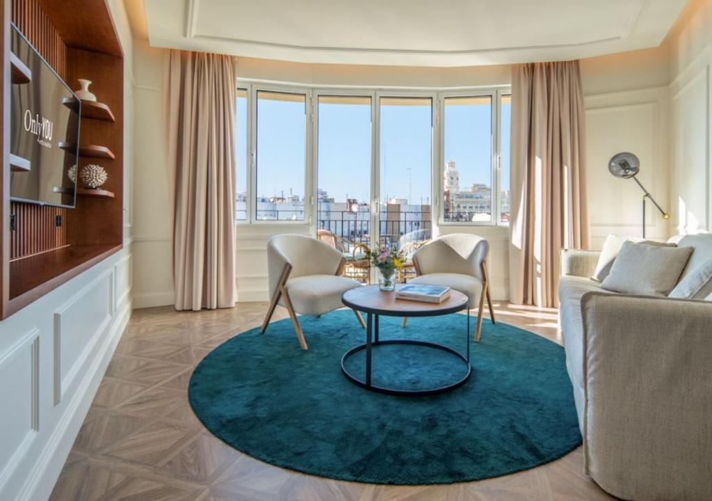 Only YOU Hotel Valencia - 40