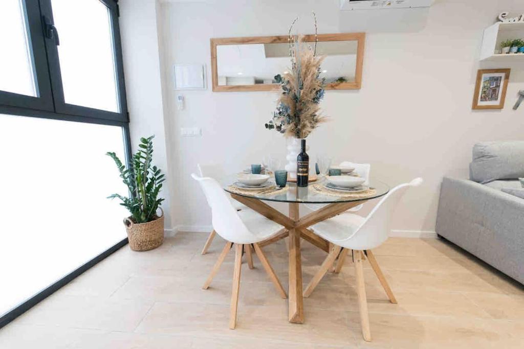 Beautiful modern loft 1km from the sea in Valencia - 12