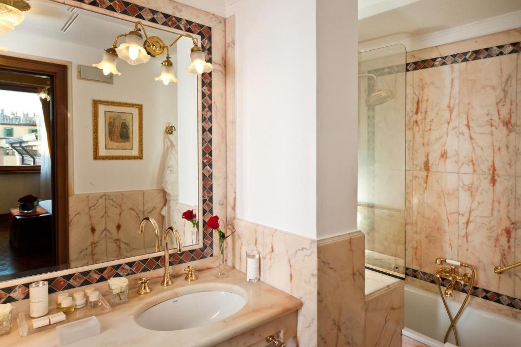 Due Torri Hotel - 31