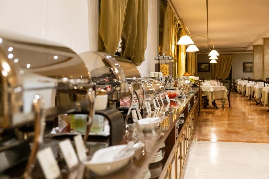 Due Torri Hotel - 43