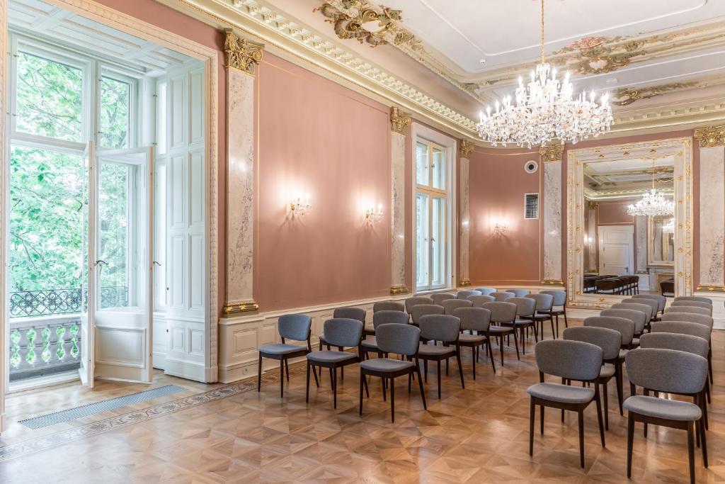 Hotel Altus Palace - Destigo Hotels - 40