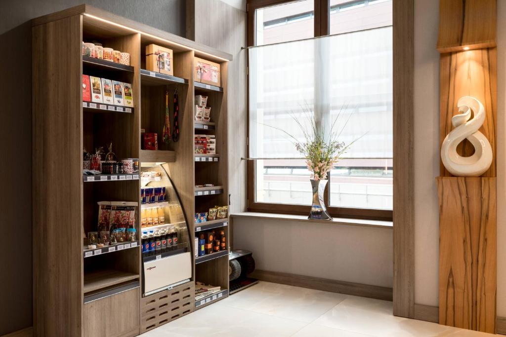 AC Hotel by Marriott Wroclaw - 38