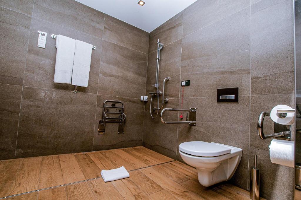 AC Hotel by Marriott Wroclaw - 32