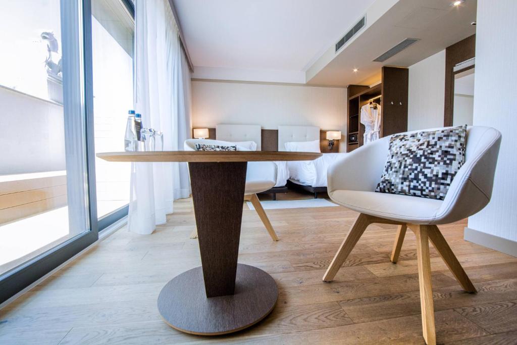 AC Hotel by Marriott Wroclaw - 16