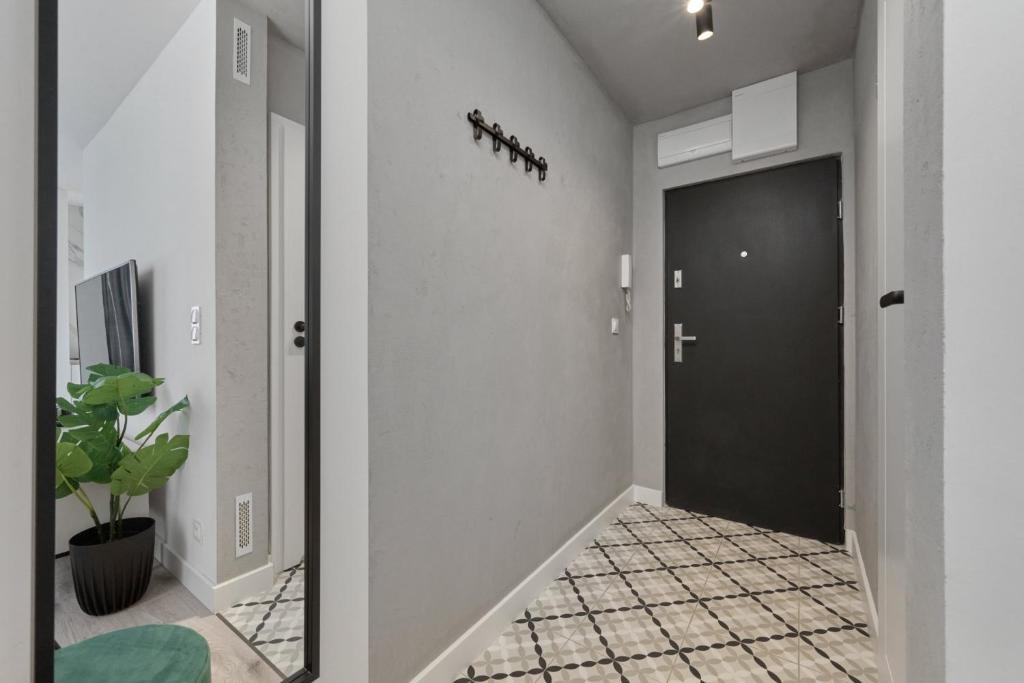 Zegadłowicza Riverside Studio in Wrocław by Noclegi Renters - 13