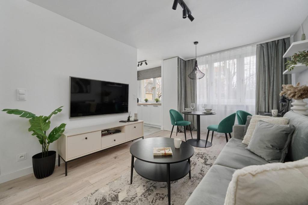 Zegadłowicza Riverside Studio in Wrocław by Noclegi Renters - 6