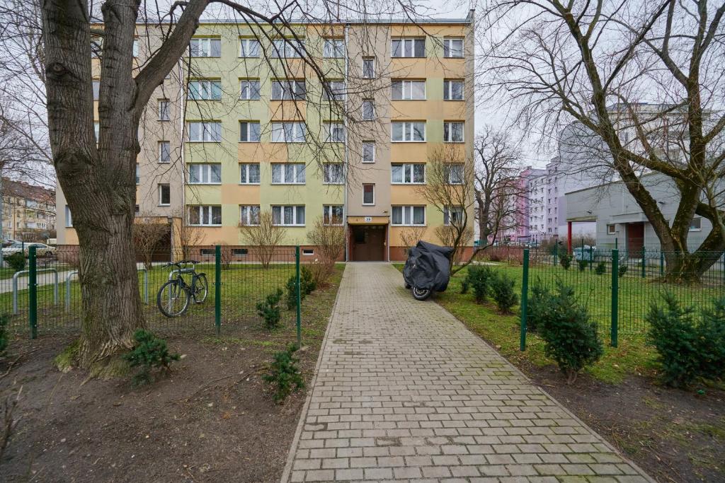 Zegadłowicza Riverside Studio in Wrocław by Noclegi Renters - 14