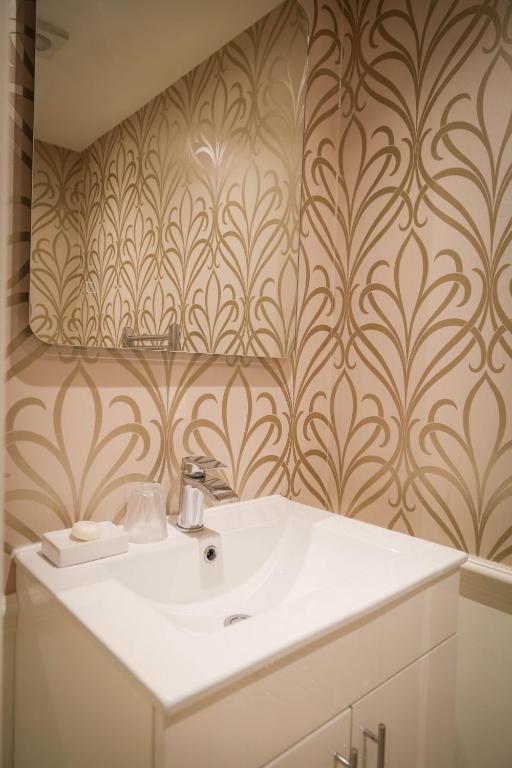 The Hotel Chester - 15