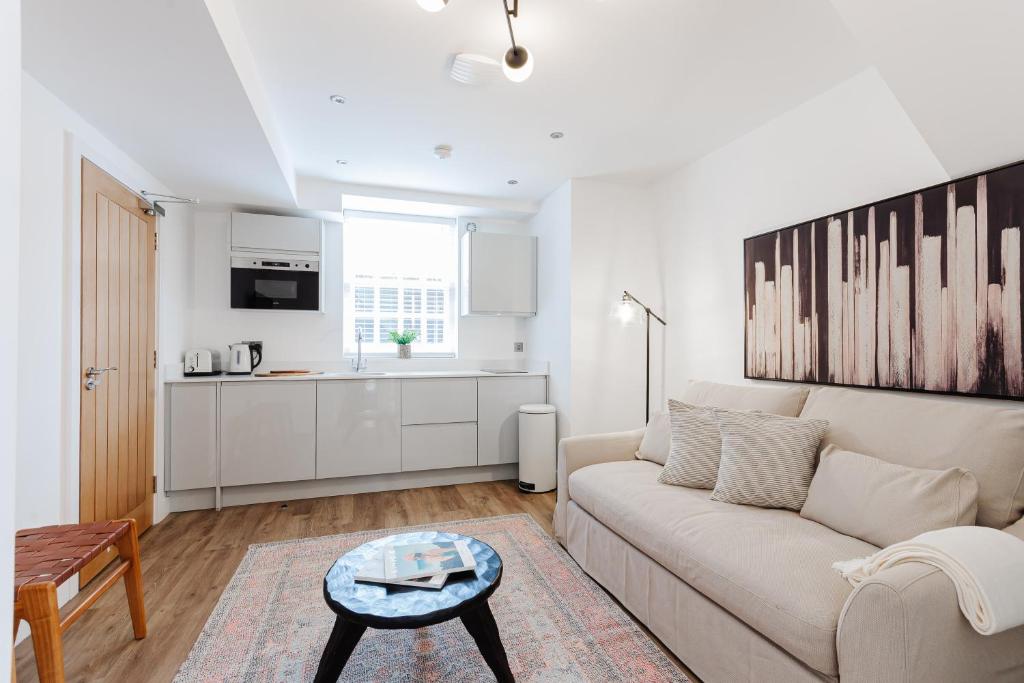 Grosvenor Stylish Apartments - Chester - 12