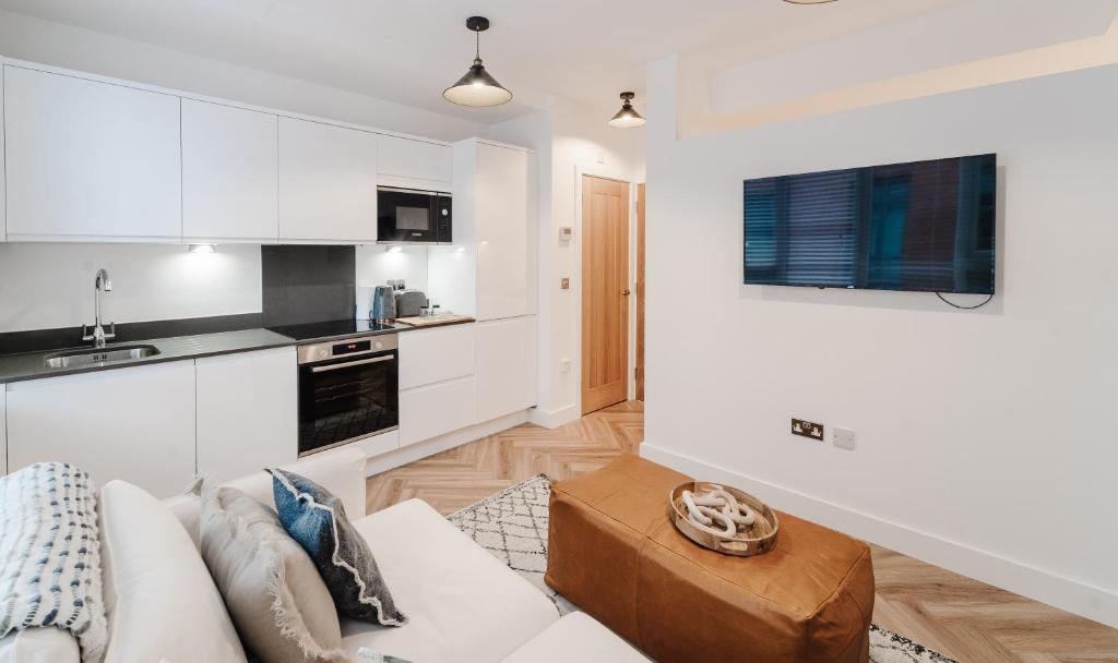 Royal House Stylish Apartments - Chester - 13