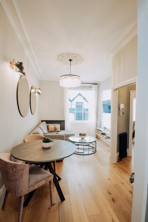 ch1 boutique stays - 34