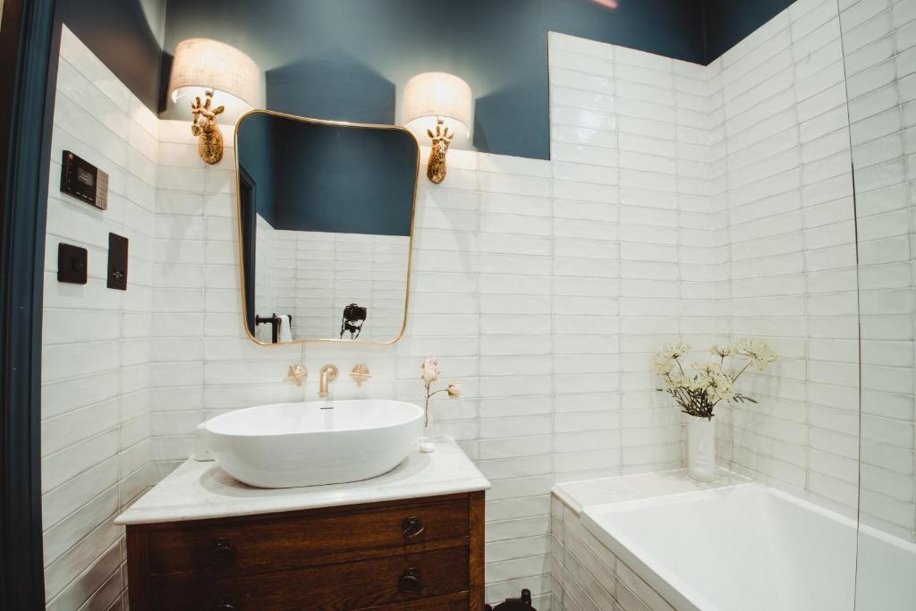 ch1 boutique stays - 14