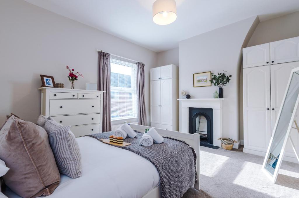 Central 2-bed home in Chester by 53 Degrees Property - Amazing location, Ideal for Couples - Sleeps 4! - 7