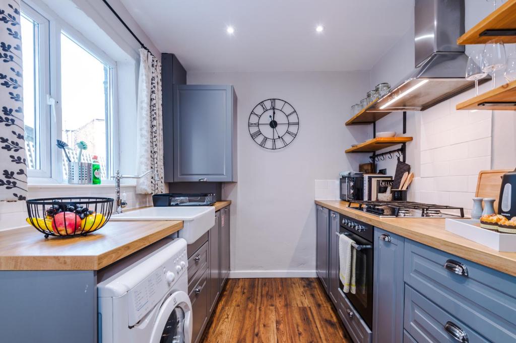 Central 2-bed home in Chester by 53 Degrees Property - Amazing location, Ideal for Couples - Sleeps 4! - 15