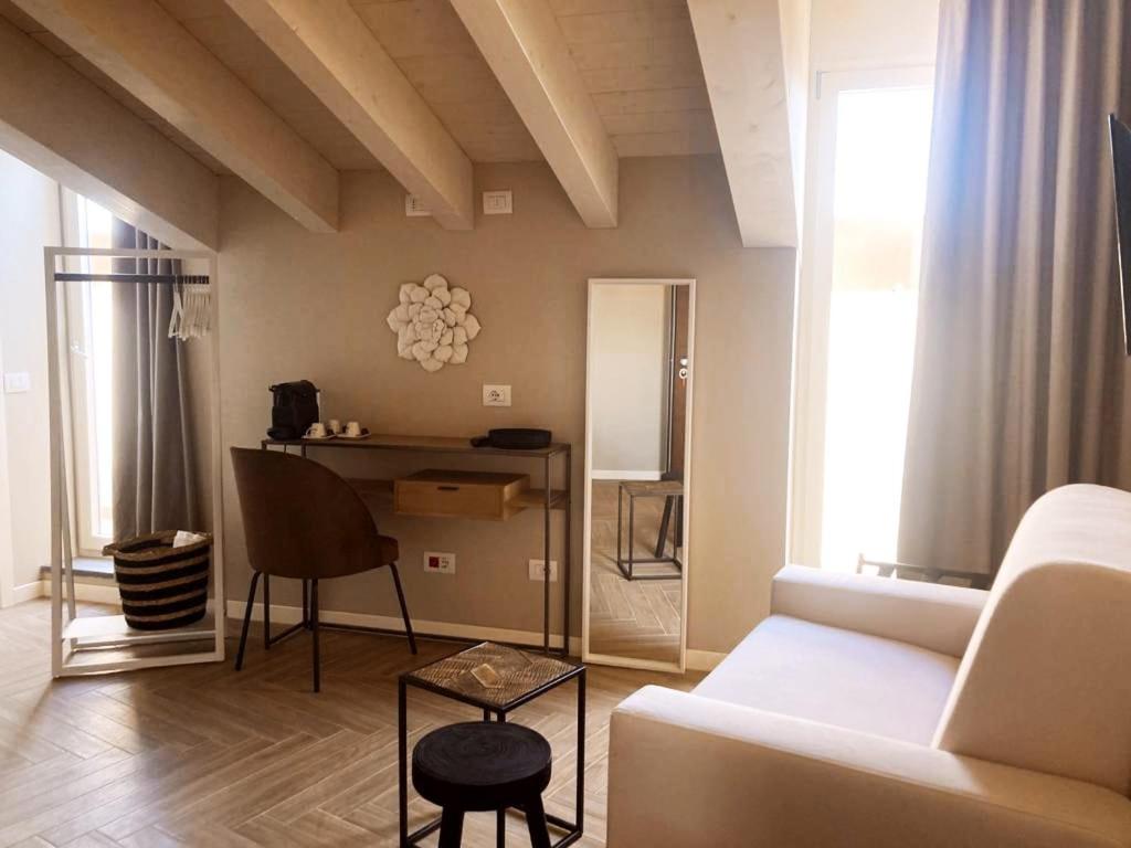Gatto Bianco Rooms 42 - 14
