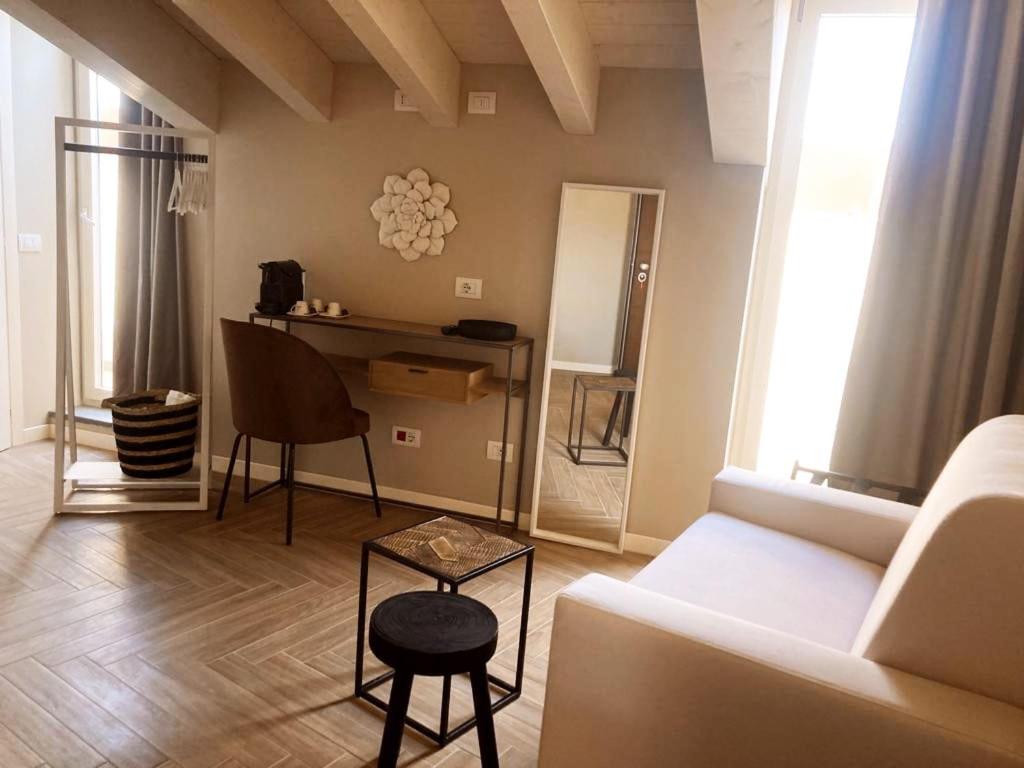 Gatto Bianco Rooms 42 - 13