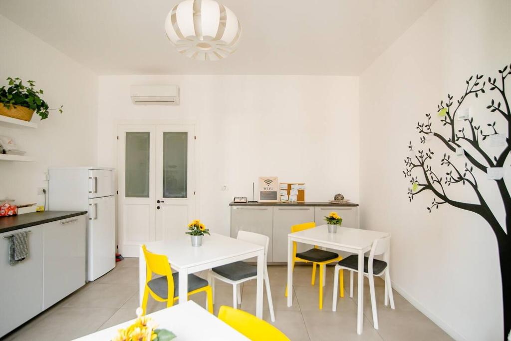 Guesthouse Tree Rooms Modern - 11