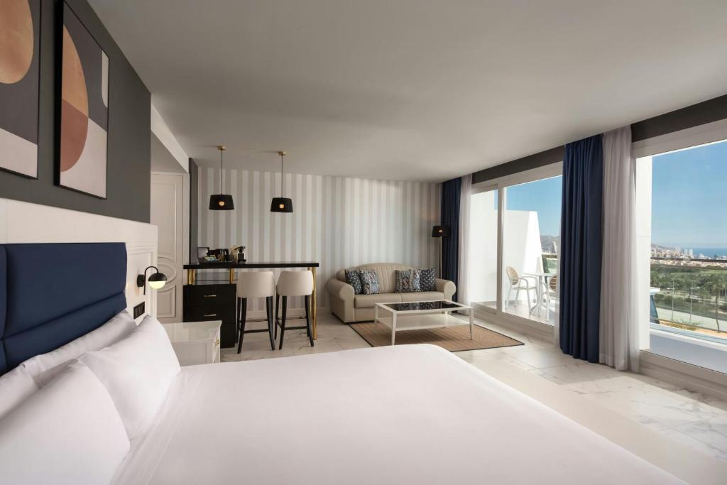 Four Points by Sheraton Costa Blanca Resort - 39