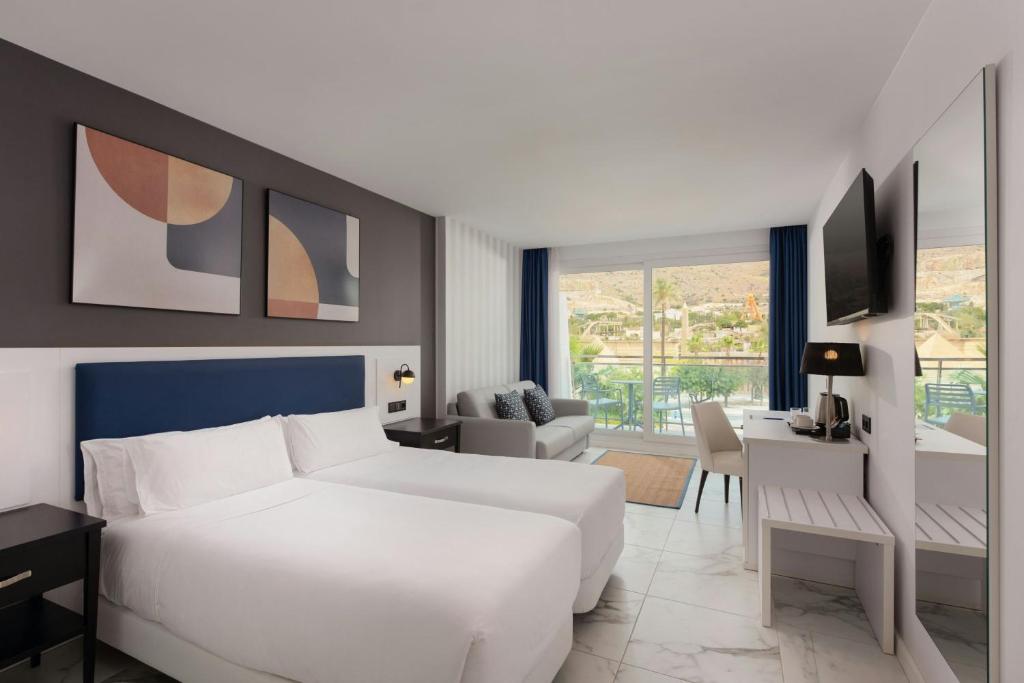 Four Points by Sheraton Costa Blanca Resort - 37