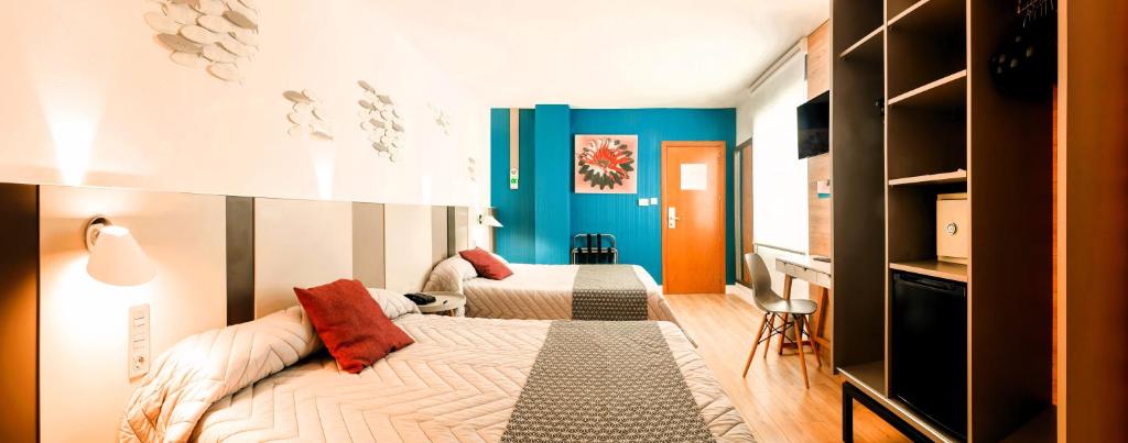 Hotel Olympus - 2