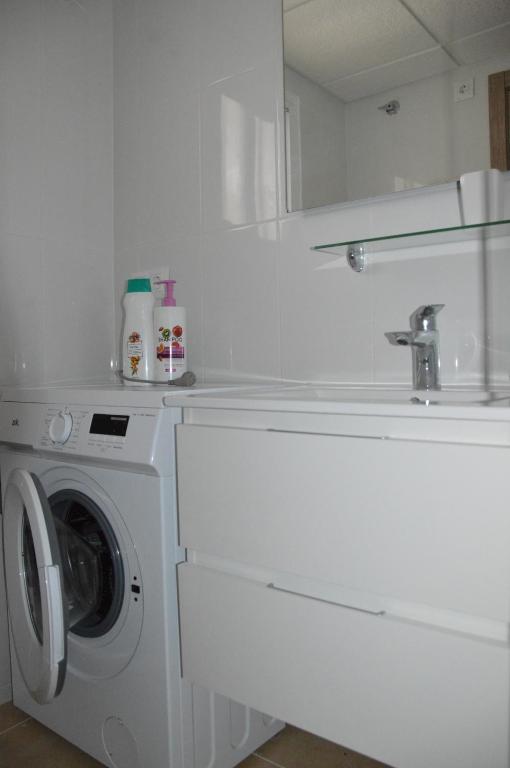 Karola 3C apt with pool - 24