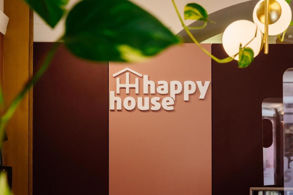 Happy House - 8