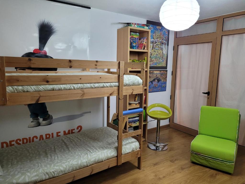 Coloured Studio - 23