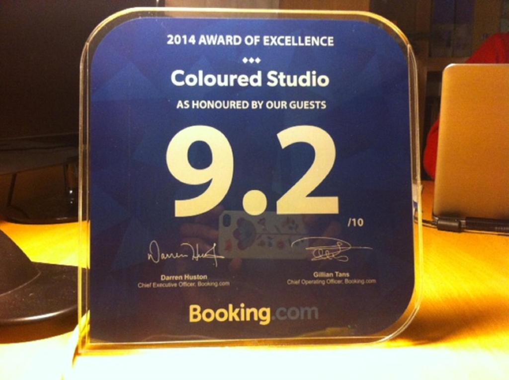 Coloured Studio - 34