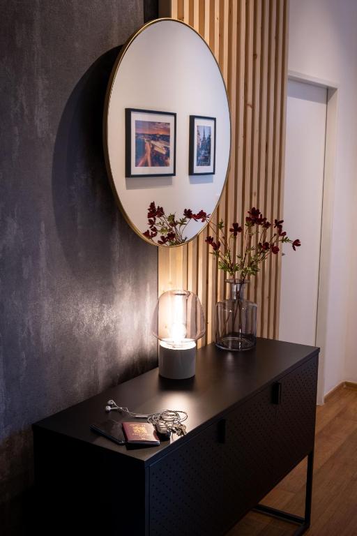 Luxury Oasis, Sauna, AC and Free Parking - 19